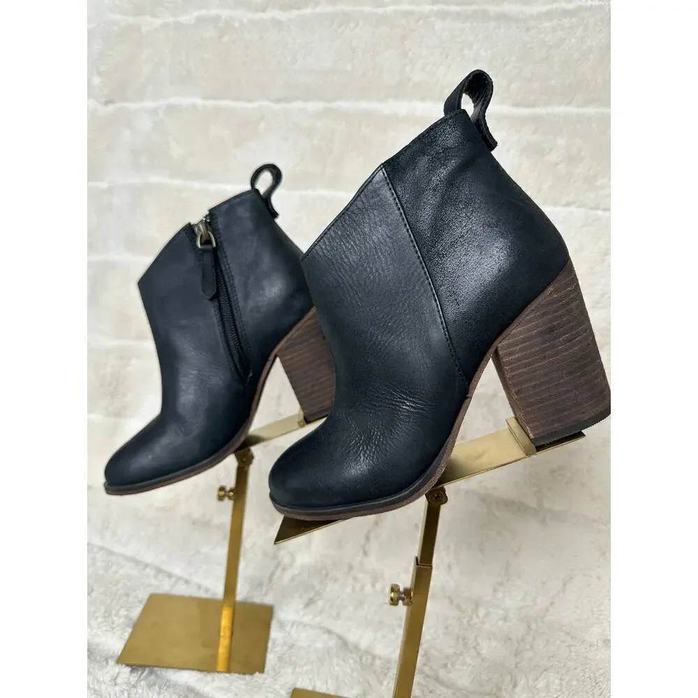 BP LANCE 4 M Bootie NWOB Leather Heel side zip ankle